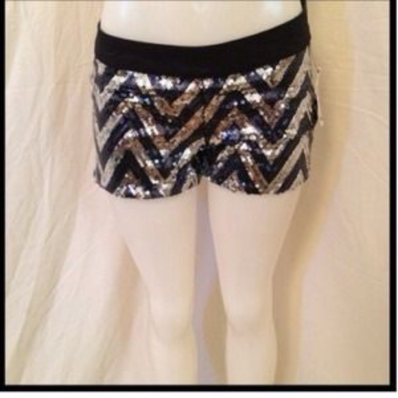 Jessica Simpson Sequin 2pc Set - Picture 3 of 4